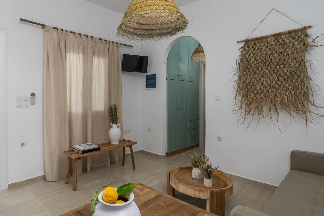 Kallia'S Suites Milos Adamantas  Zewnętrze zdjęcie